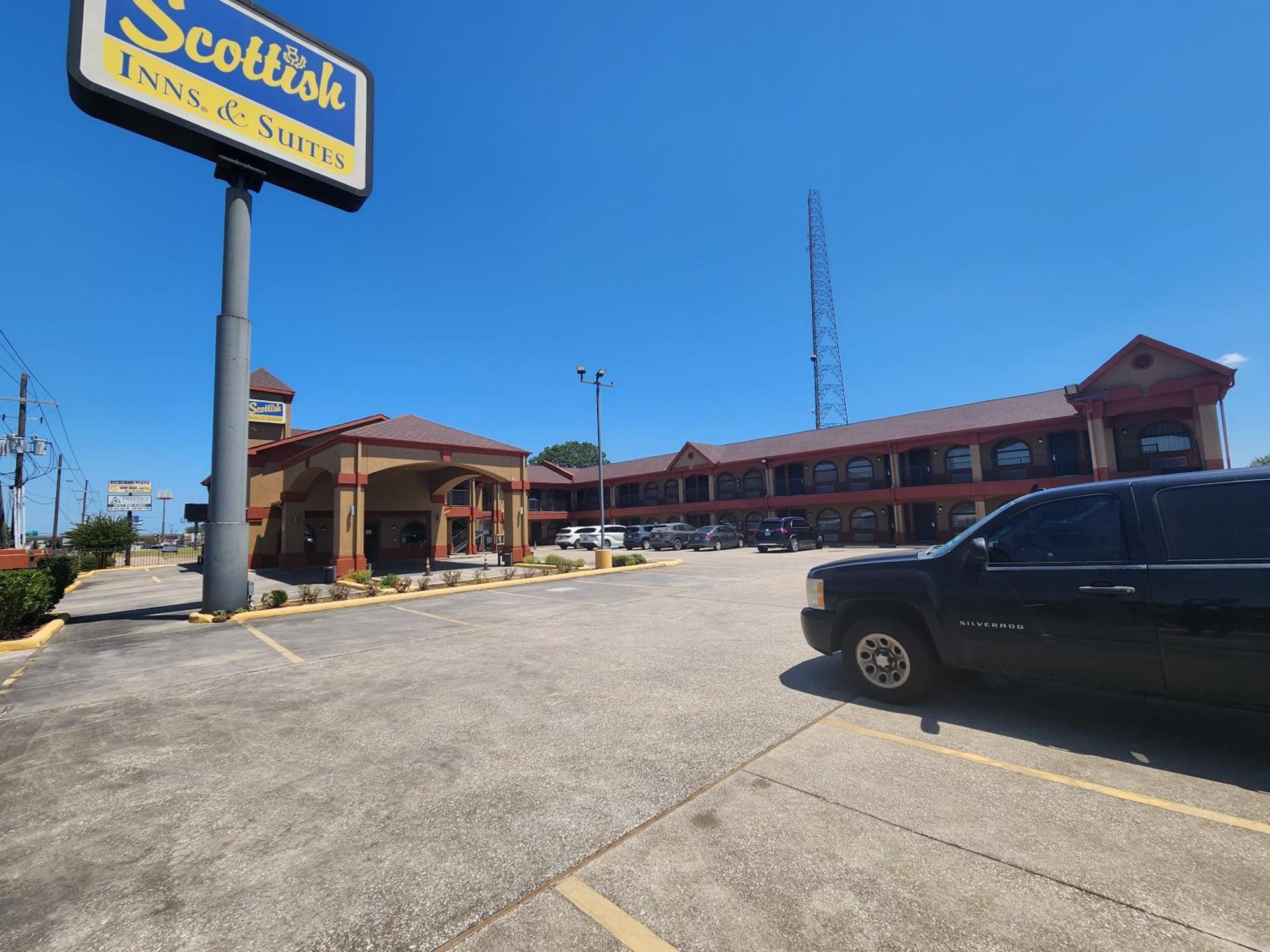 Scottish Inn And Suites Beaumont Exterior photo
